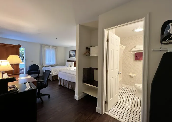 Inn At Cemetery Hill